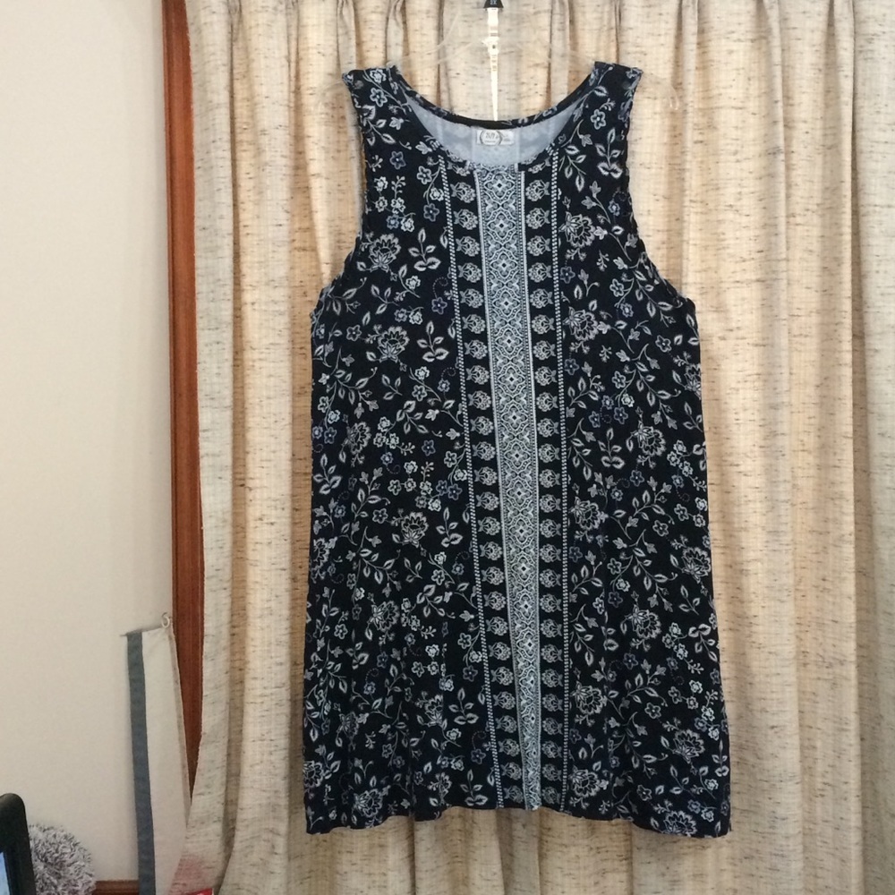 Maurices 24/7 Navy Paisley Print Shift Dress